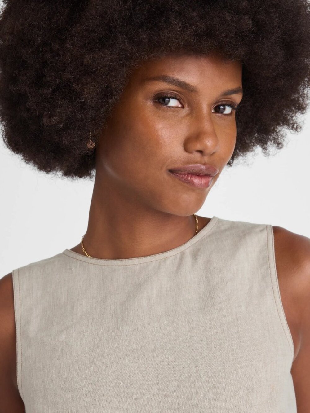 Madewell Linen Pleated Shell Top in Oat - Picture 3 of 5